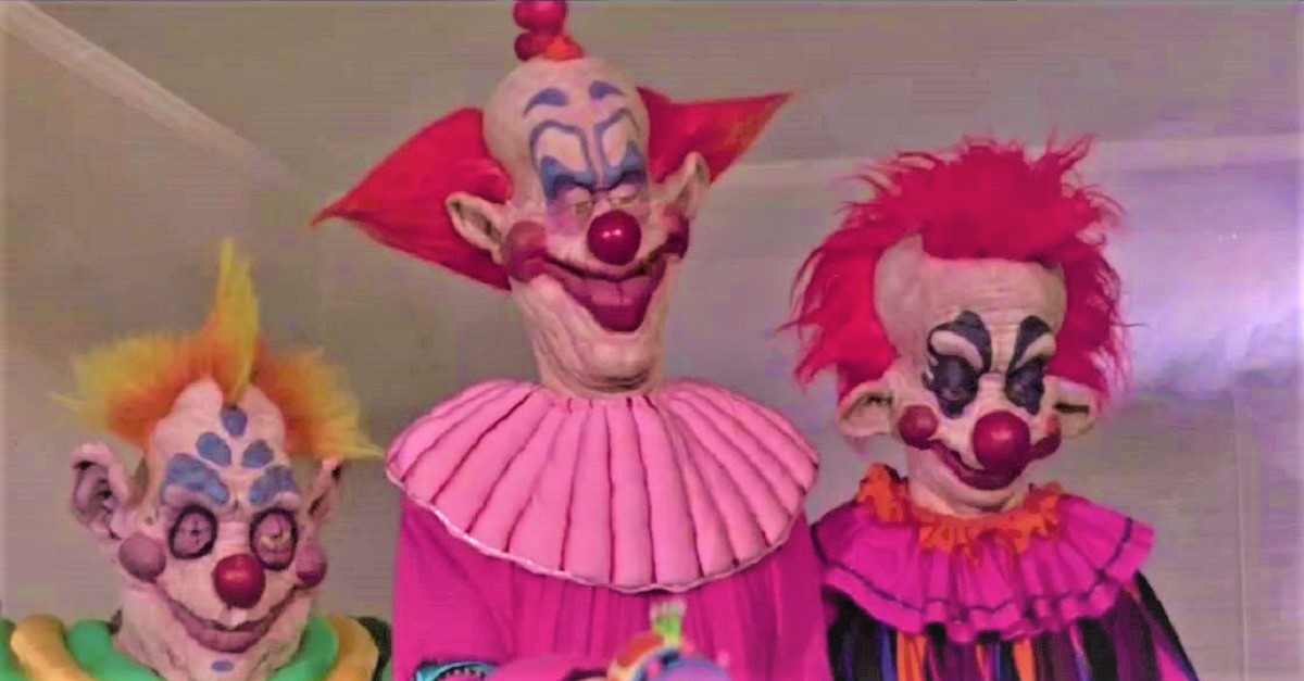 Killer Klowns avakosmosest kui õudustelevisioon telerist